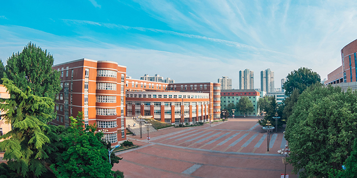 大连交通大学.jpg